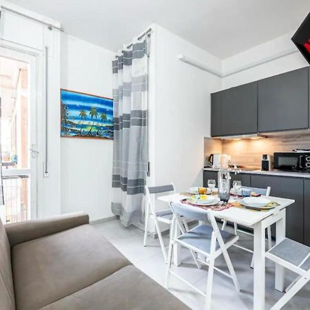 La Suite Di Tommy Con Parcheggio Privato Florence Luaran gambar