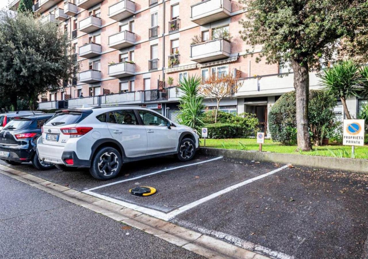 La Suite Di Tommy Con Parcheggio Privato Florence Luaran gambar